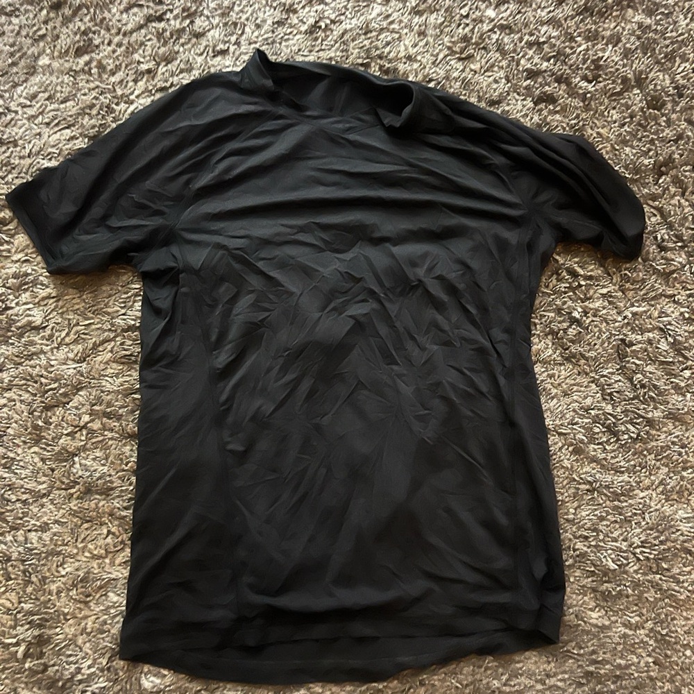 2 black lululemon men’s shirts size L
